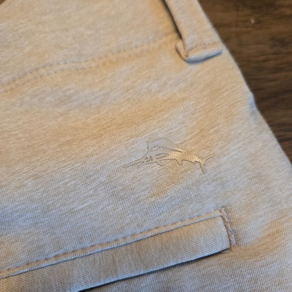 Tommy Bahama Boracay Performance Shorts Mens 38 Khaki Tan Stretch Golf 8.5in - Picture 6 of 9